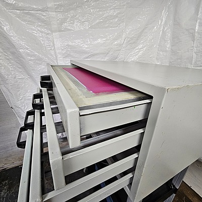 Screen Drying Cabinet - 4 Screens Size 21"x25" - 110V 2000W